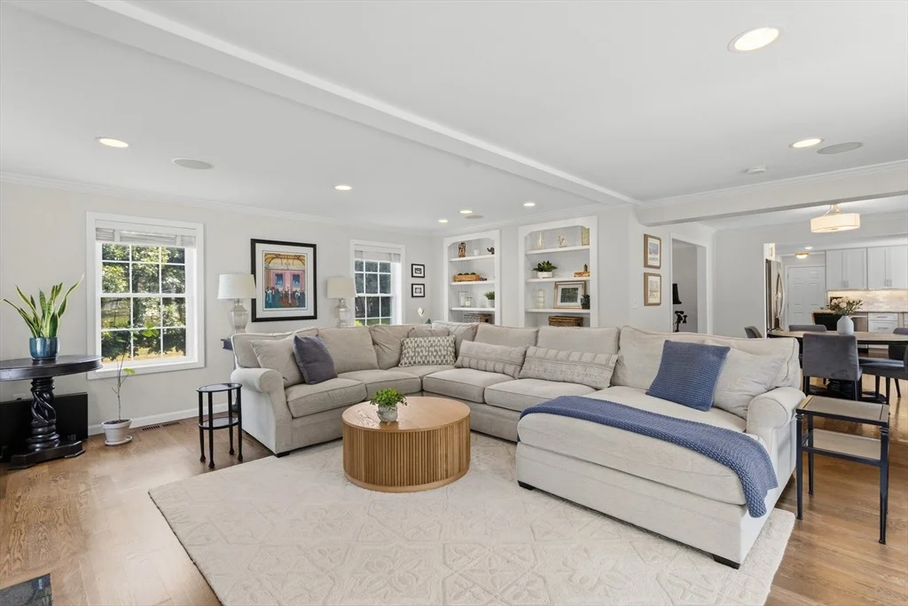 Photo of 1 Daisy Lane