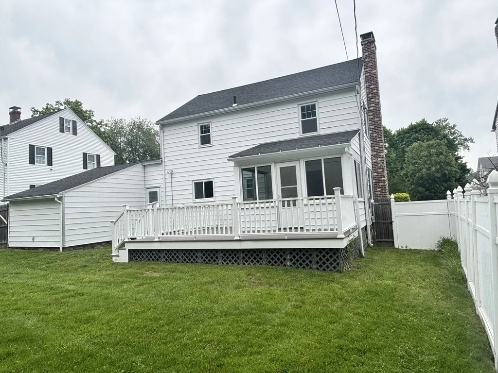 Photo of 251 May St