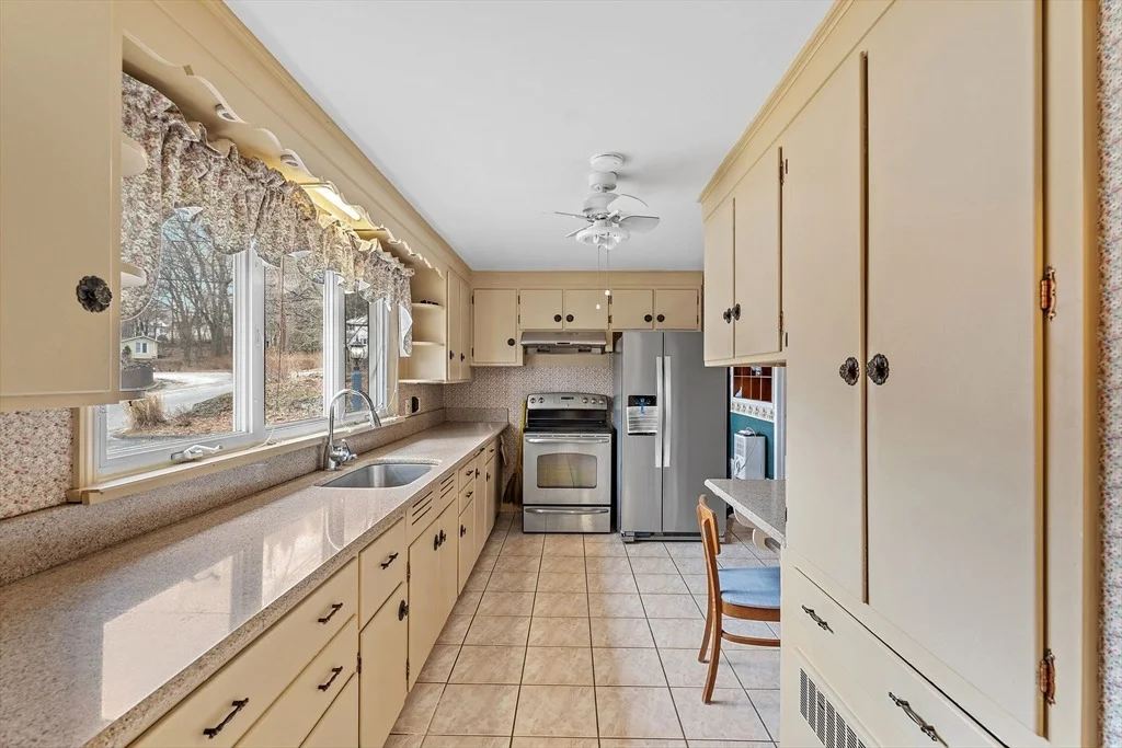 Photo of 21 Trinity Ave