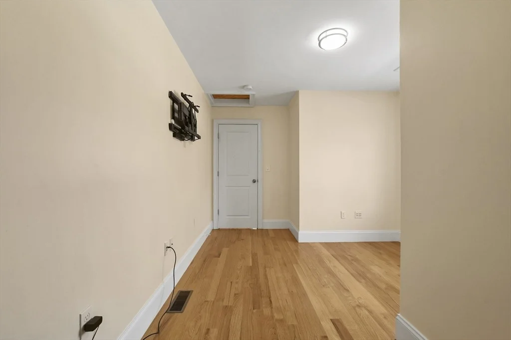 Photo of 9 Wheelock Rd