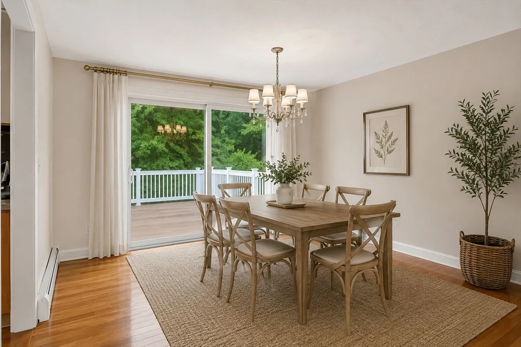 Photo of 52 Lanewood Ave