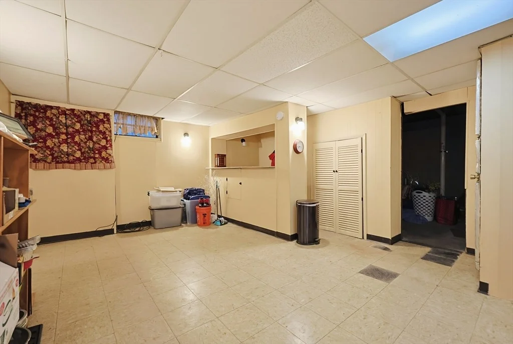 Photo of 32 Saratoga Drive
