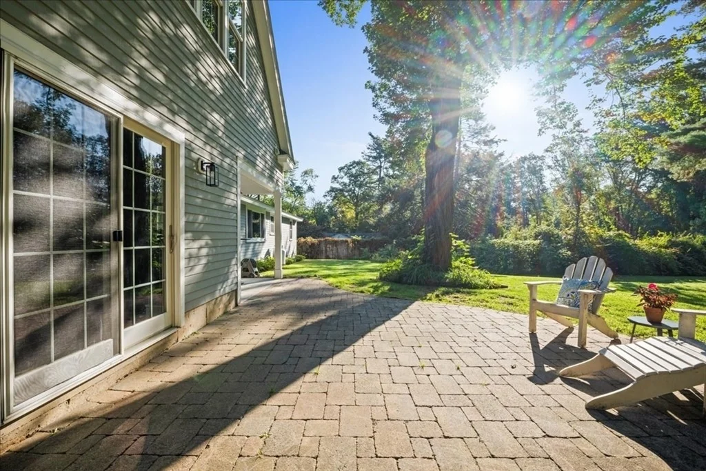 Photo of 2 Fairview Dr