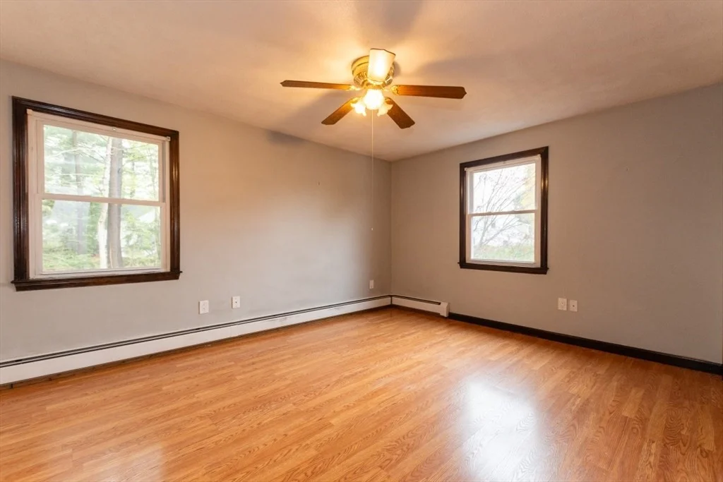 Photo of 49 Benton Circle