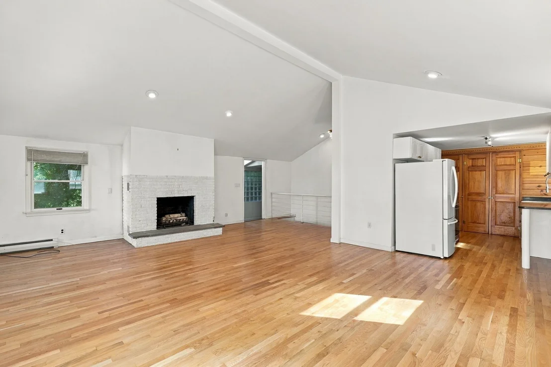 Photo of 83 Sunset Drive