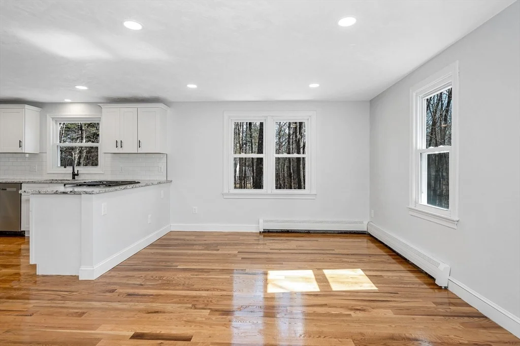 Photo of 113 Nashua Rd