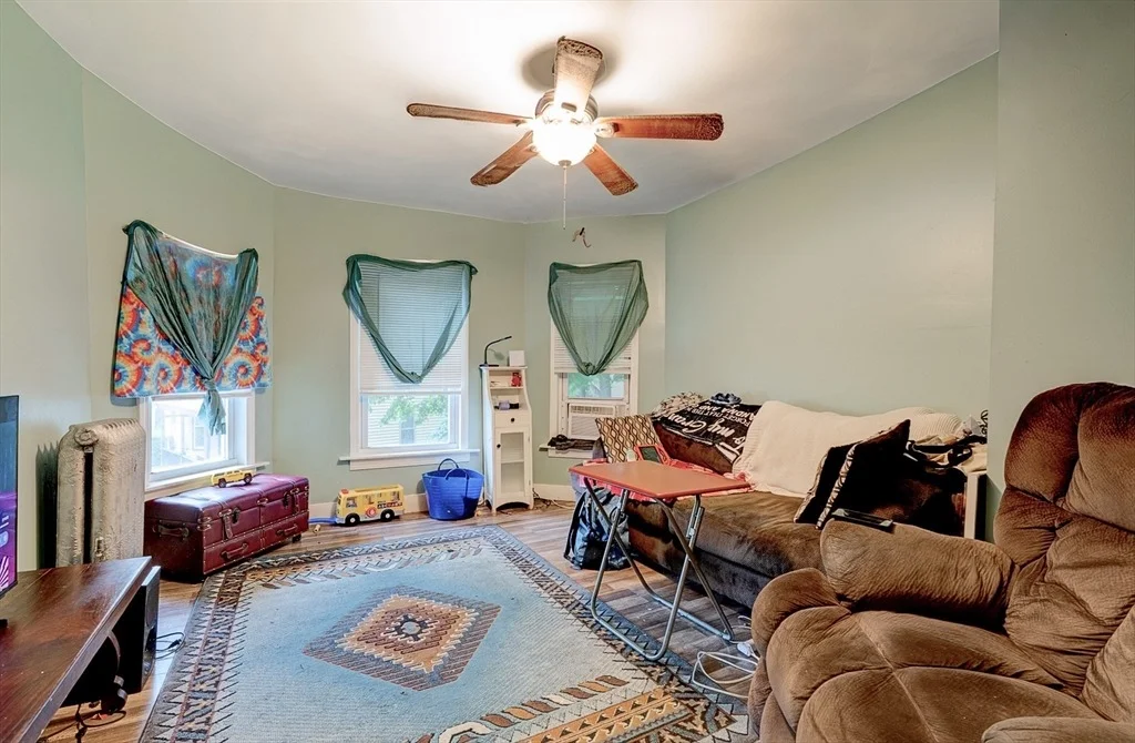 Photo of 51 View St