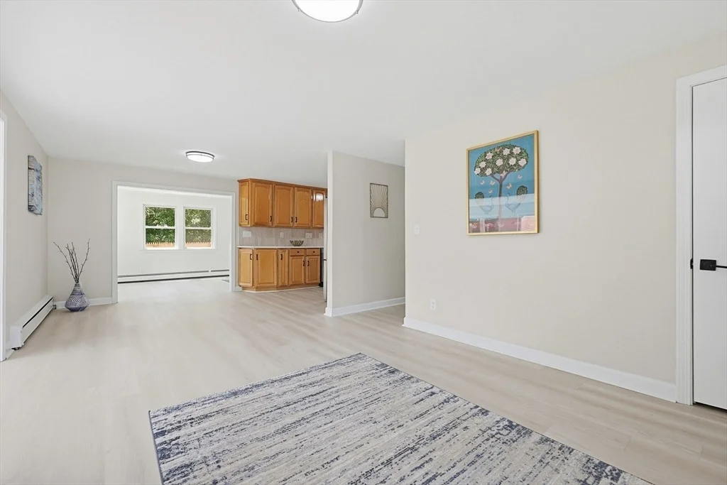 Photo of 6 Almond Dr