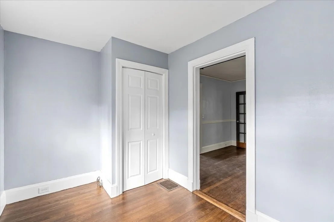 Photo of 18 Fales Road