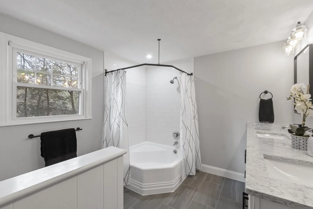 Photo of 66 Alcott St