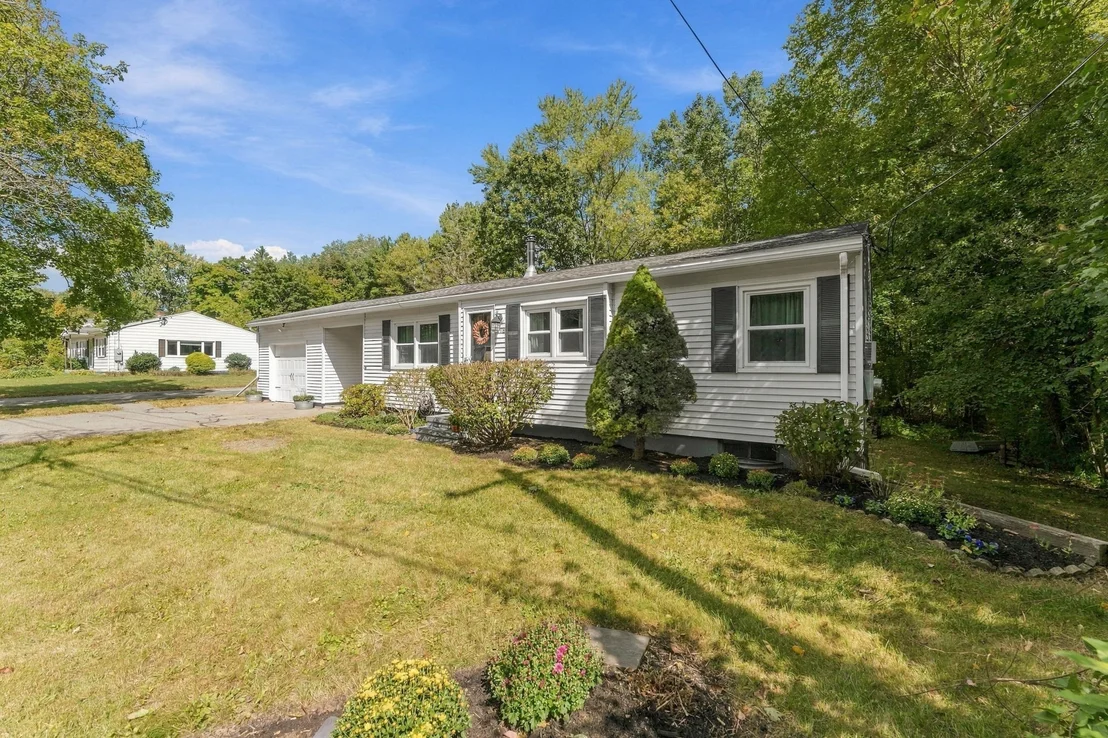 Photo of 418 Millville Rd