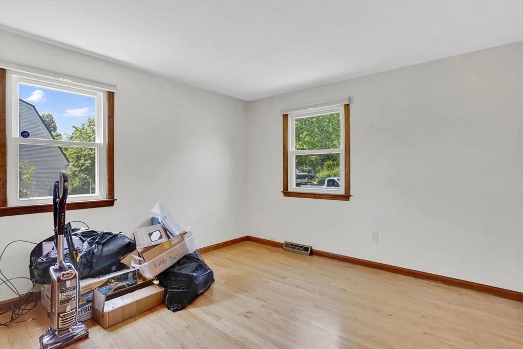 Photo of 264 Greystone Ave