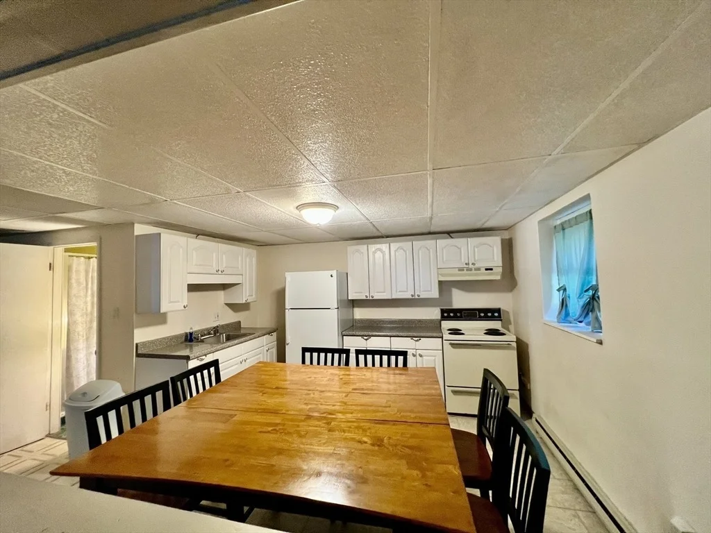 Photo of 60 Carousel Dr.