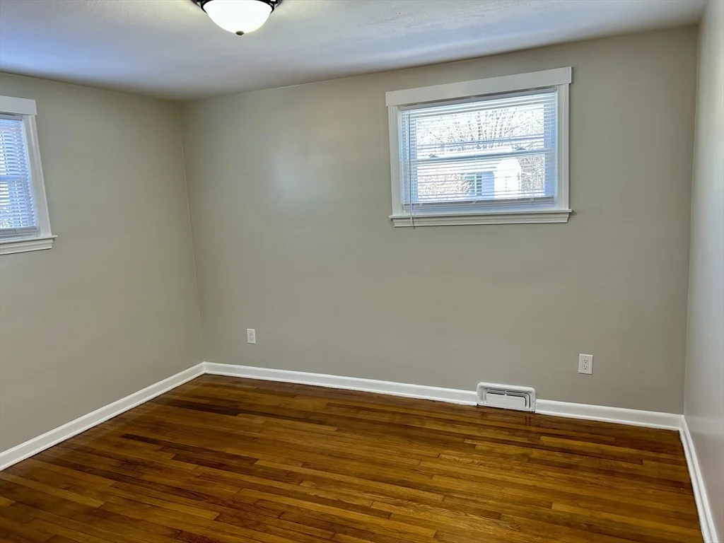 Photo of 42 Talmadge Dr