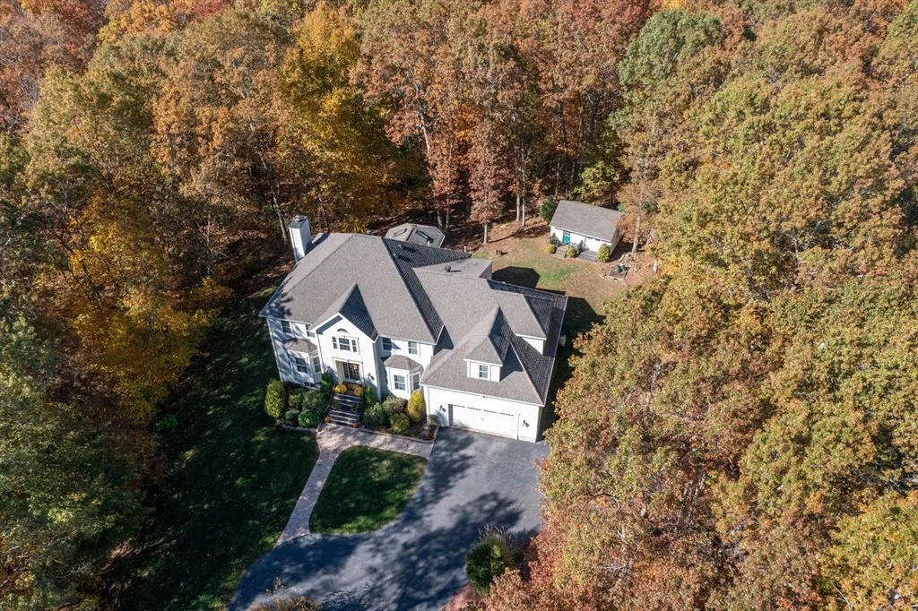 Photo of 16 Hilltop Dr