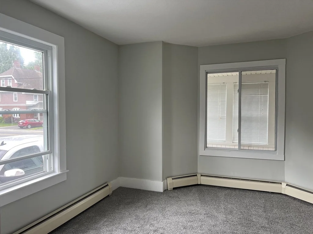 Photo of 182 Sewall Street