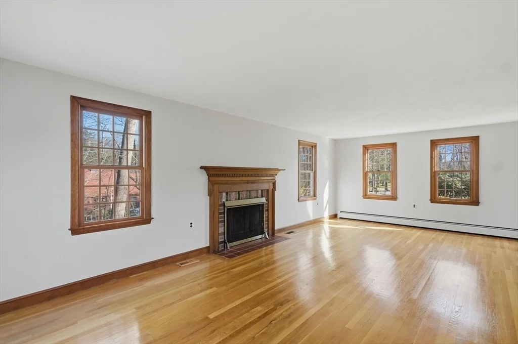Photo of 21 Greentree Lane