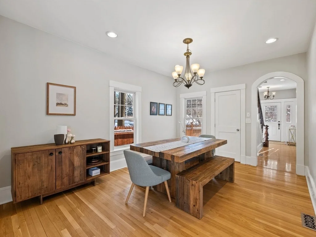 Photo of 20 Maple Street