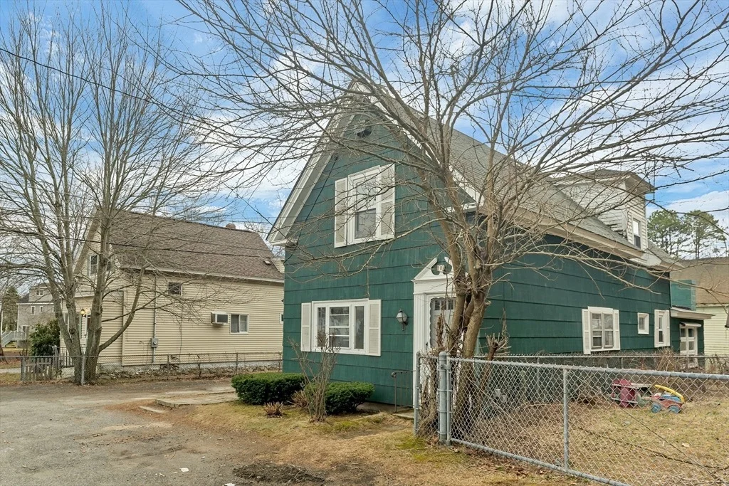 Photo of 100 West Meadow
