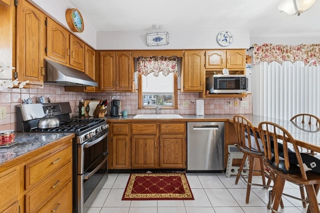 Photo of 54 Edgemont Rd