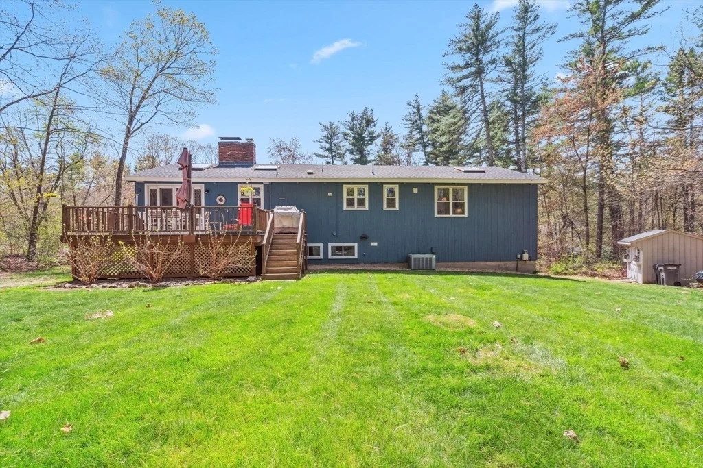 Photo of 50 Lowell Dr