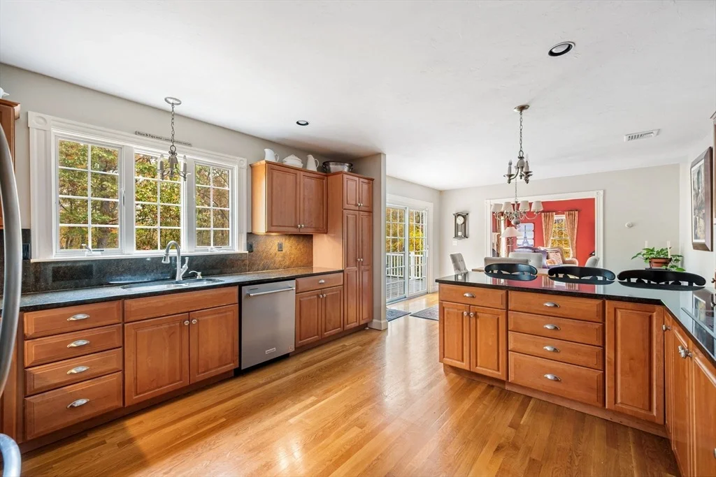 Photo of 56 Paradise Dr