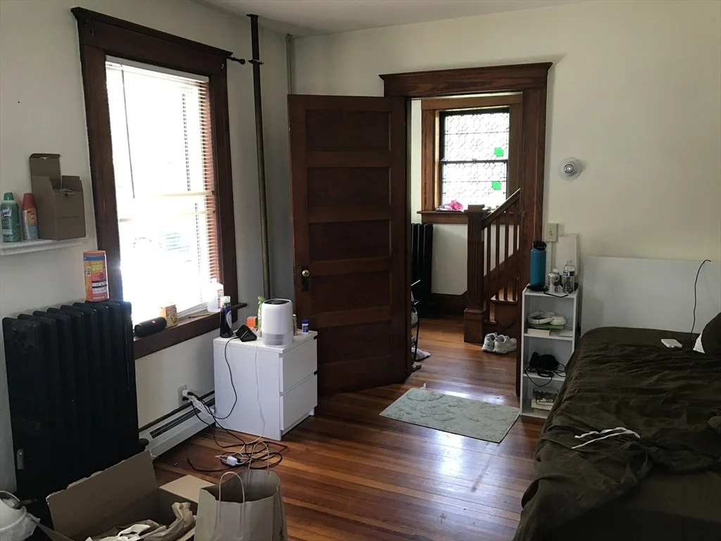 Photo of 48 Railroad St