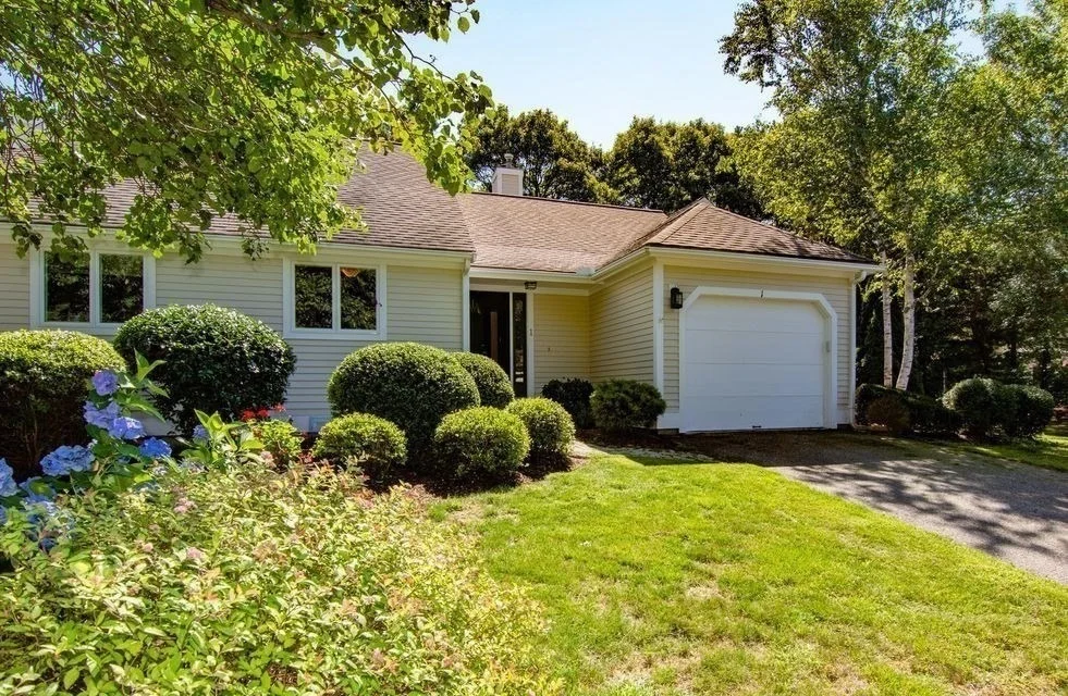 Photo of Unit 1 at 1 Upland Circle