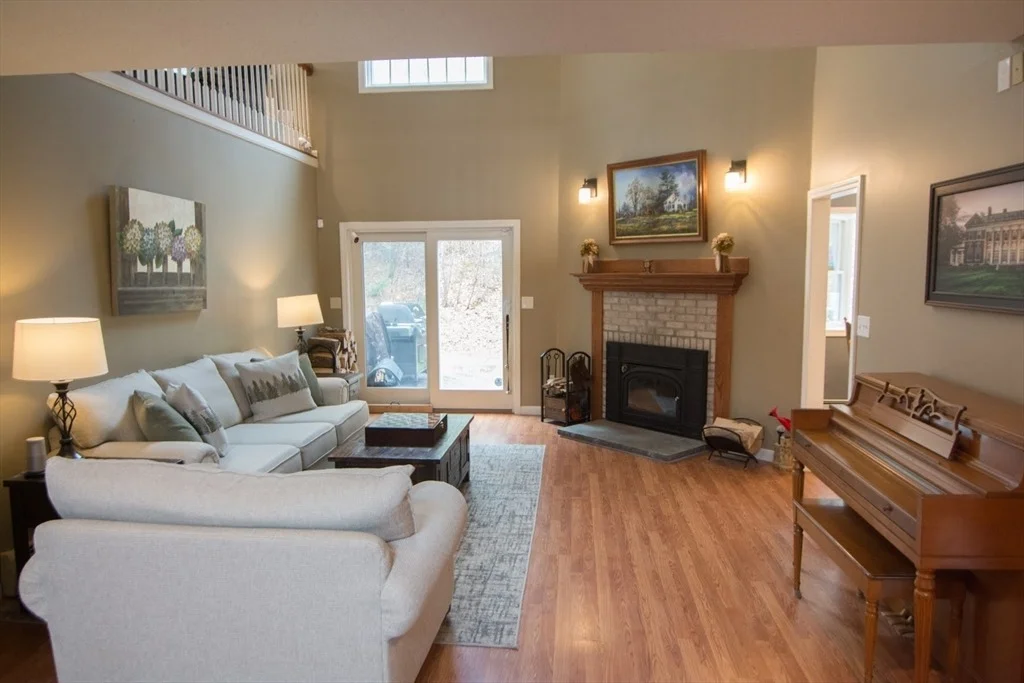 Photo of 122 Maybrook