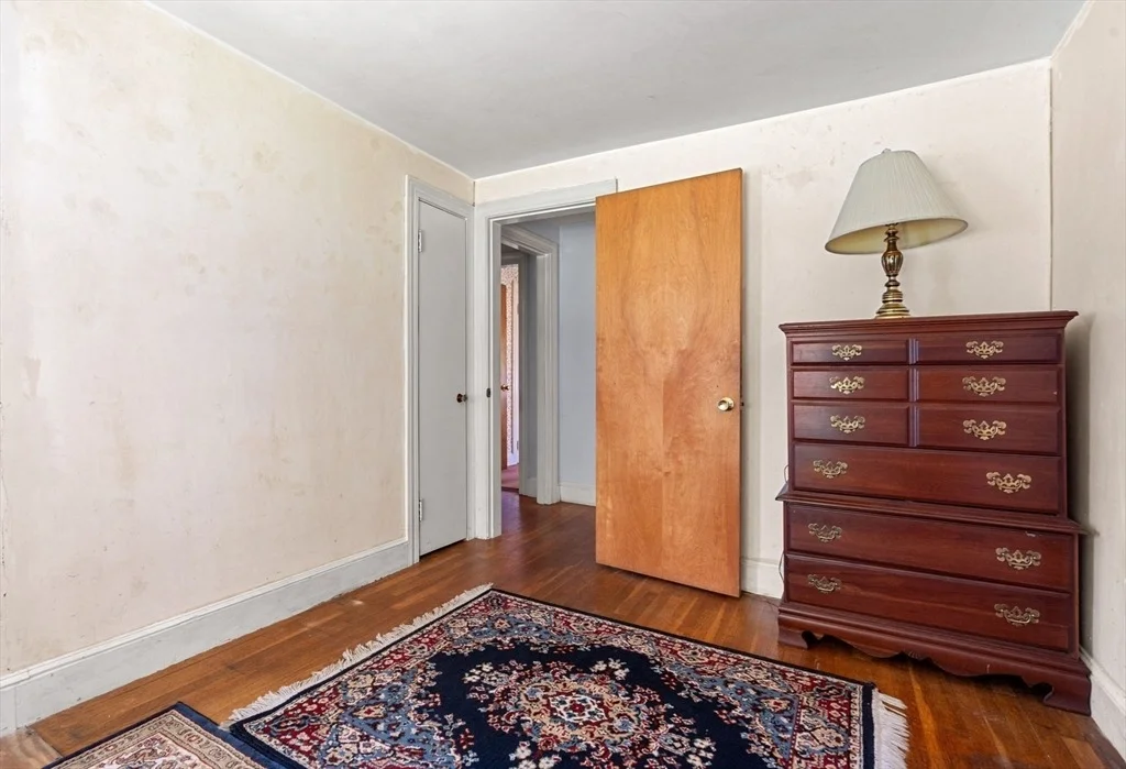 Photo of 10 Maple St
