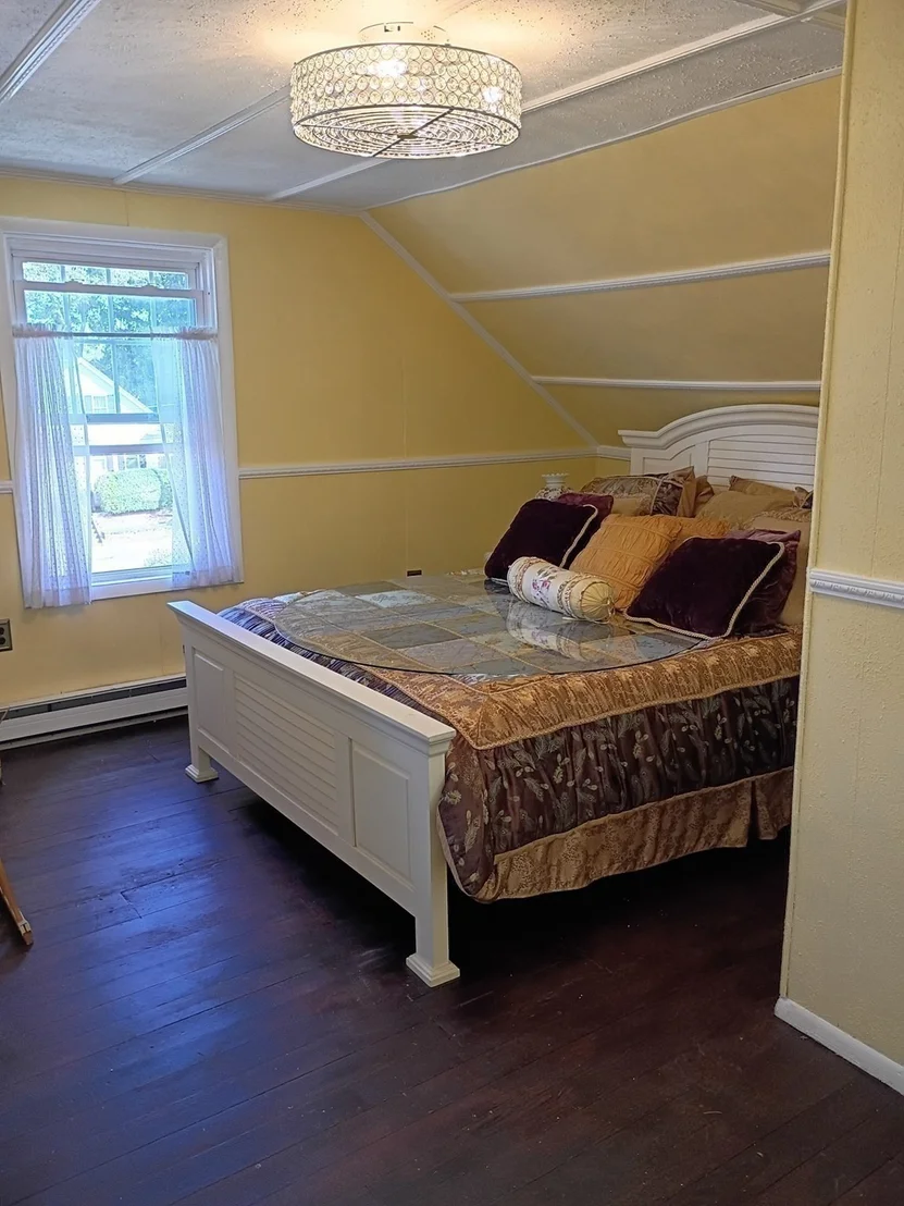 Photo of 333 Langley St.