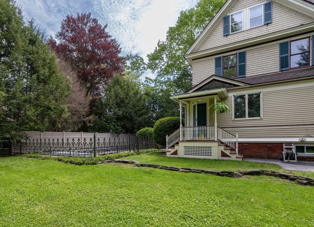 Photo of 51 Harrison Ave