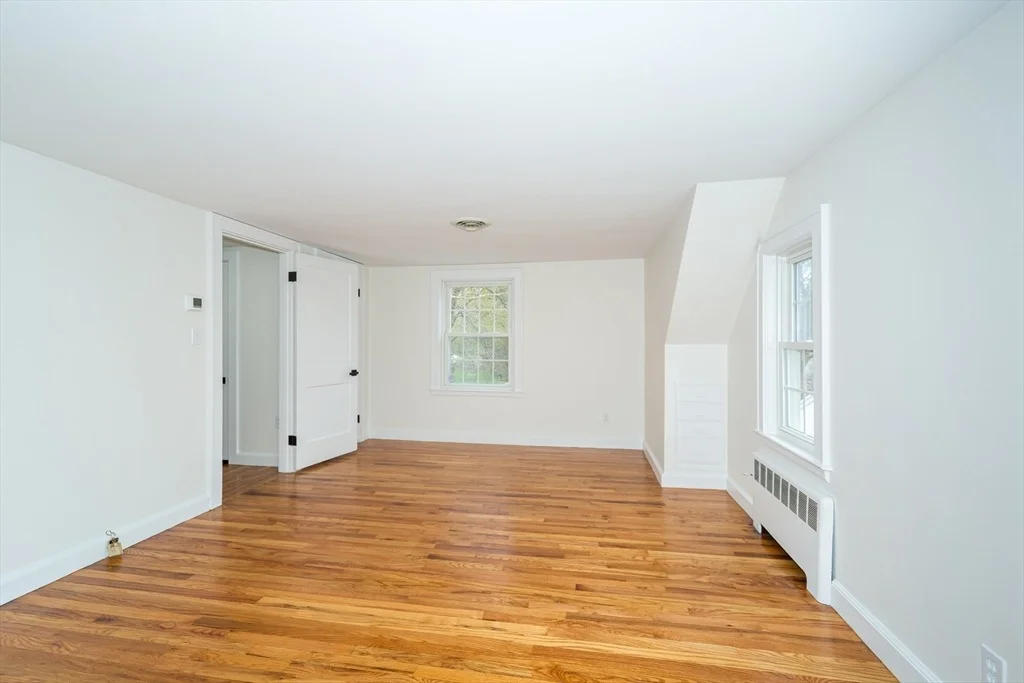 Photo of 250 Bacon St