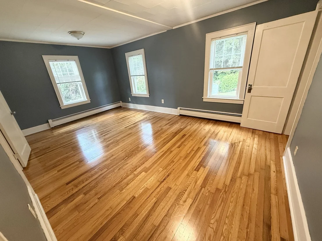 Photo of 39 Main St