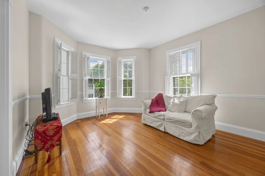 Photo of 16 Shakespeare Road