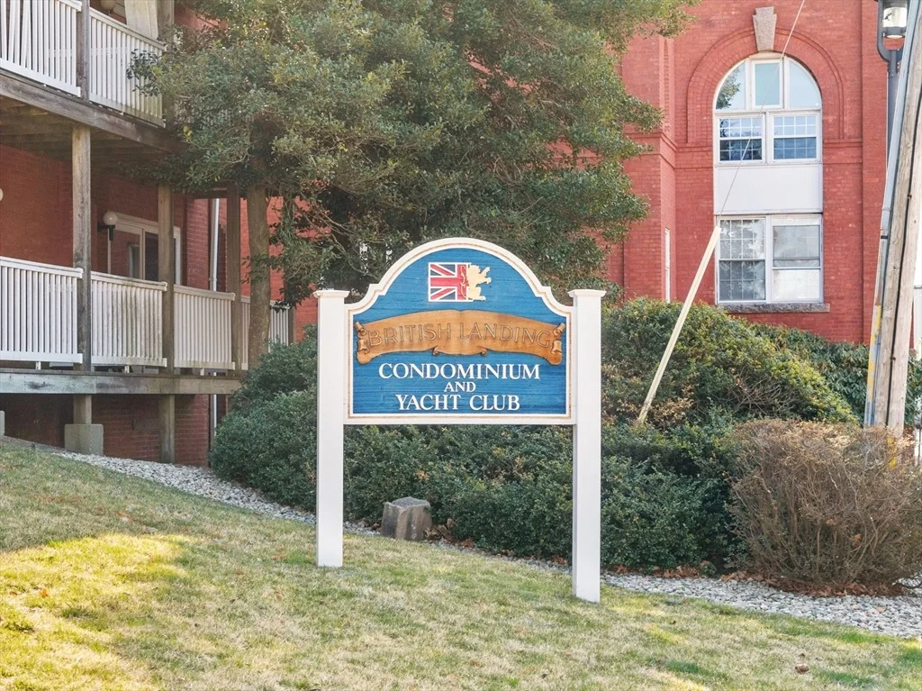 Photo of Unit 208 at 45-53 Main St
