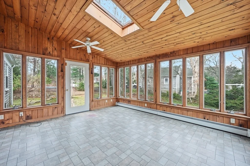 Photo of 42 Oak Ln
