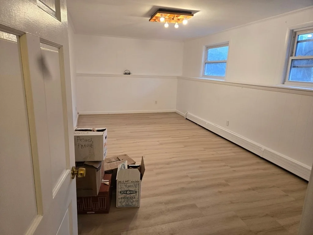Photo of 48 Spring Ln