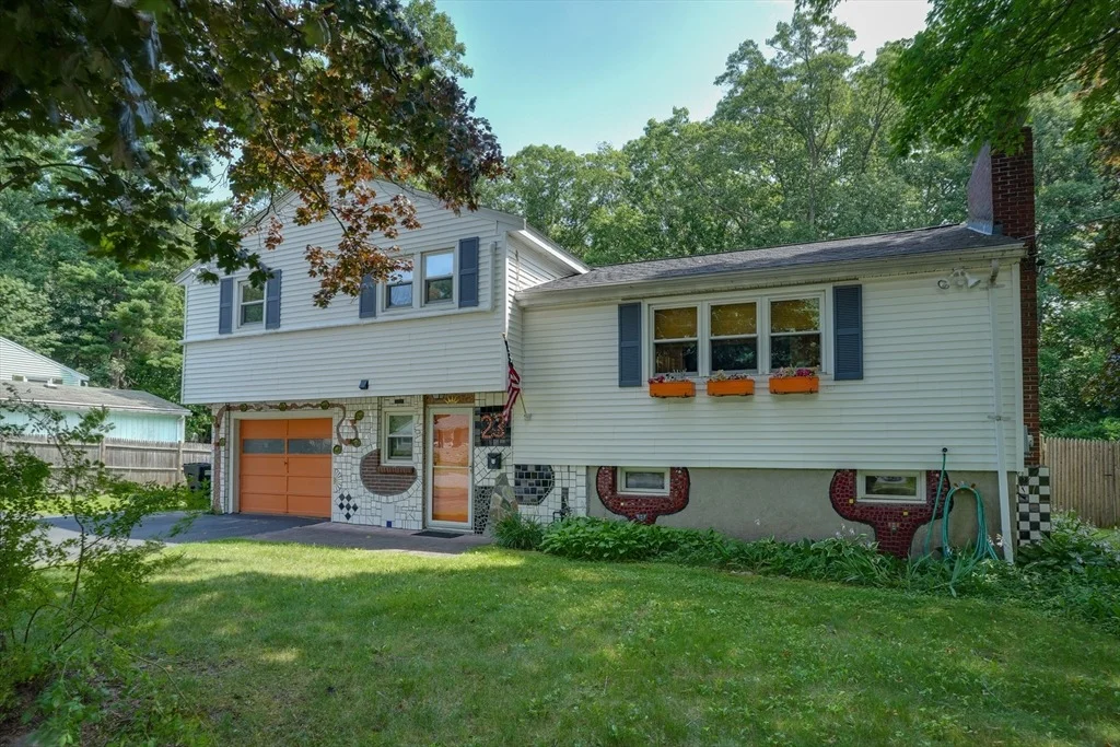 Photo of 23 Laurel Dr.