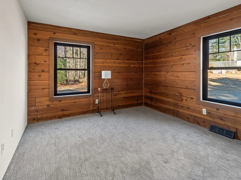 Photo of 281 Warren Rd