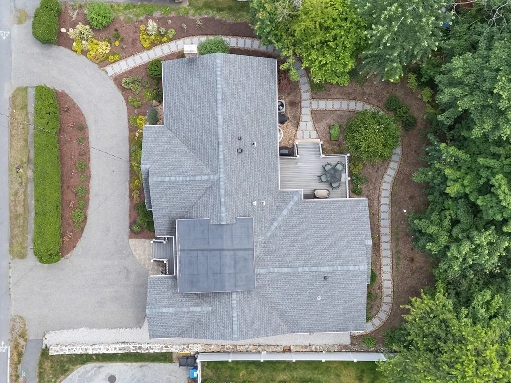 Photo of 694 Trapelo Road