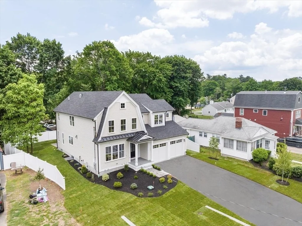 Photo of 6 Oak Knoll Road