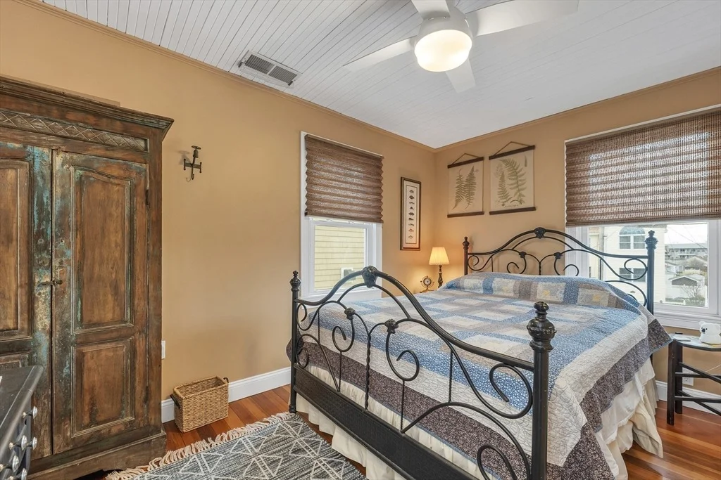 Photo of 713 Ocean Boulevard