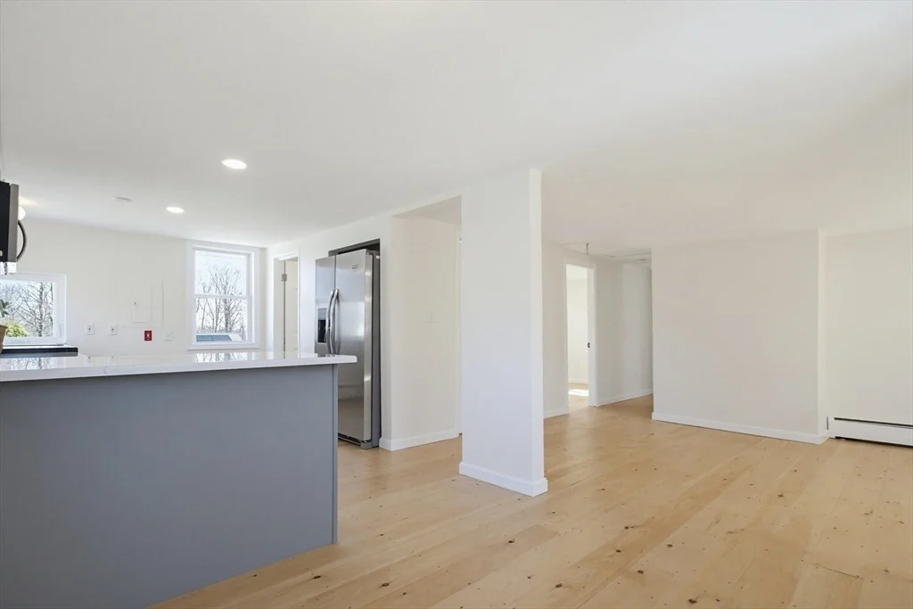 Photo of 142 Whiting St