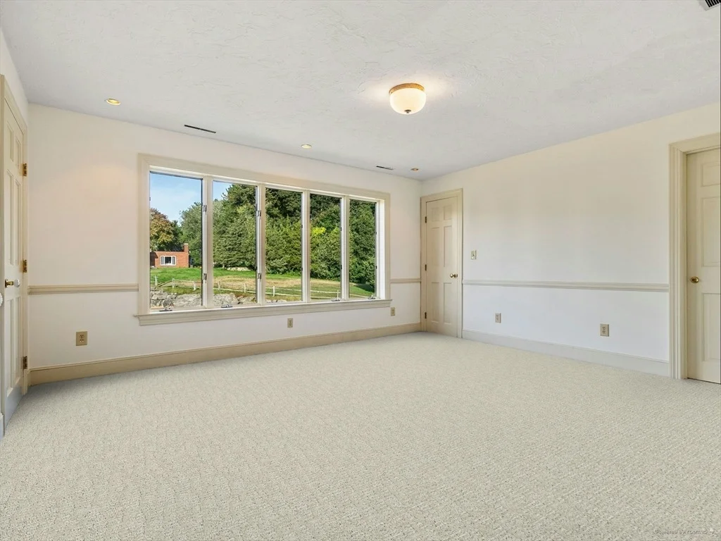 Photo of 12 Jefferson Rd