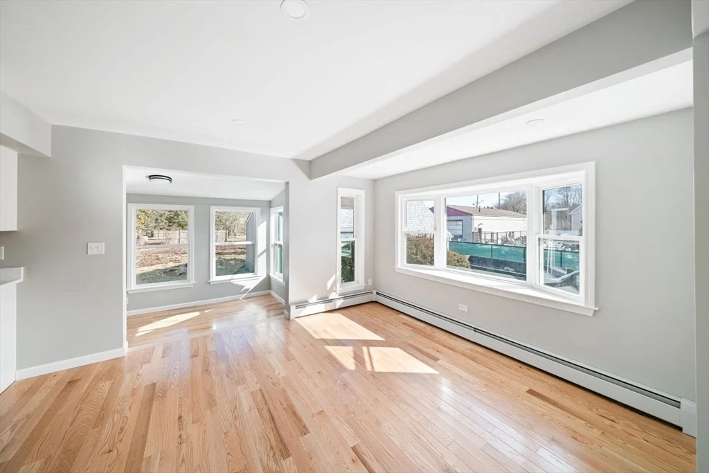 Photo of 71 Akin St