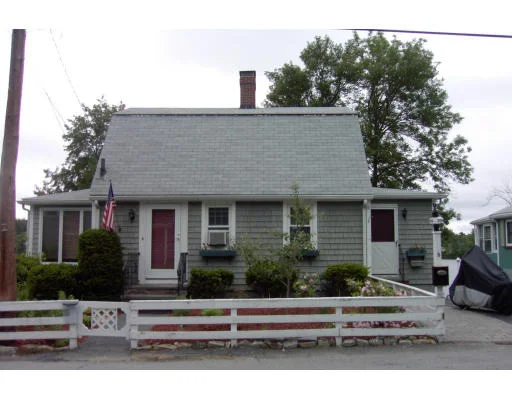 Photo of 6 Bartlett Dr