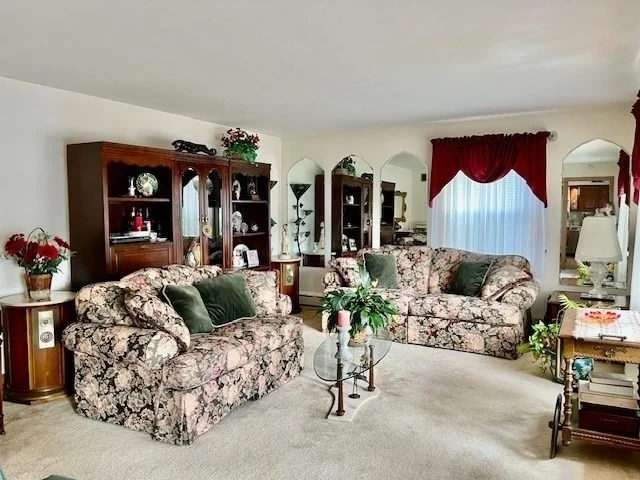 Photo of 566 Mckinstry Ave