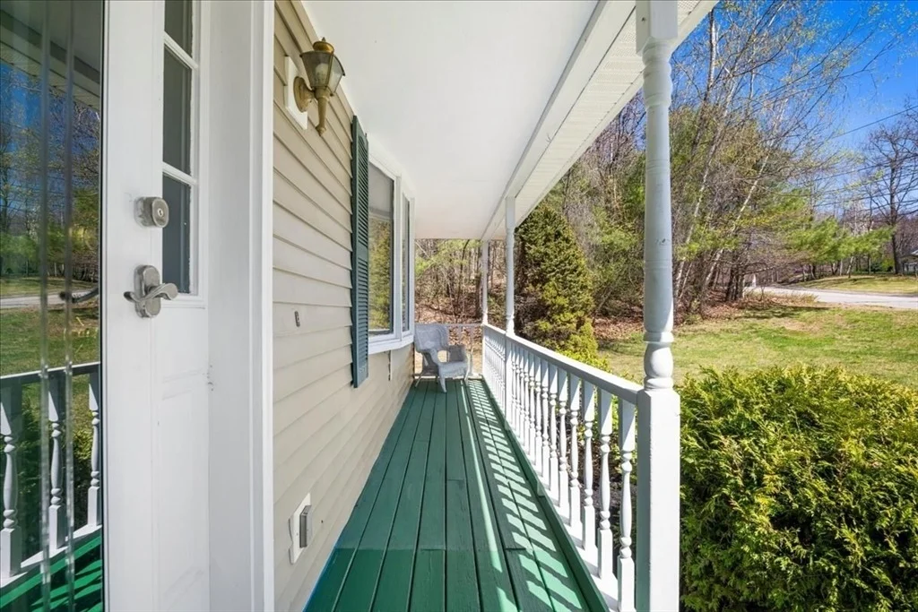 Photo of 25 Collier Cir