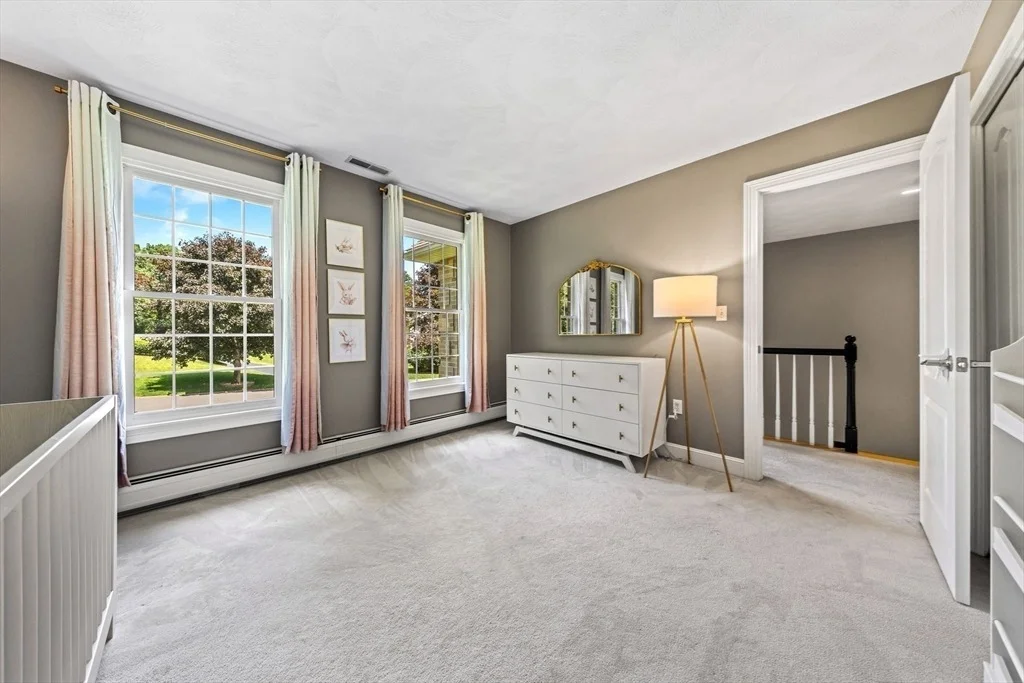 Photo of 10 Morgan Dr